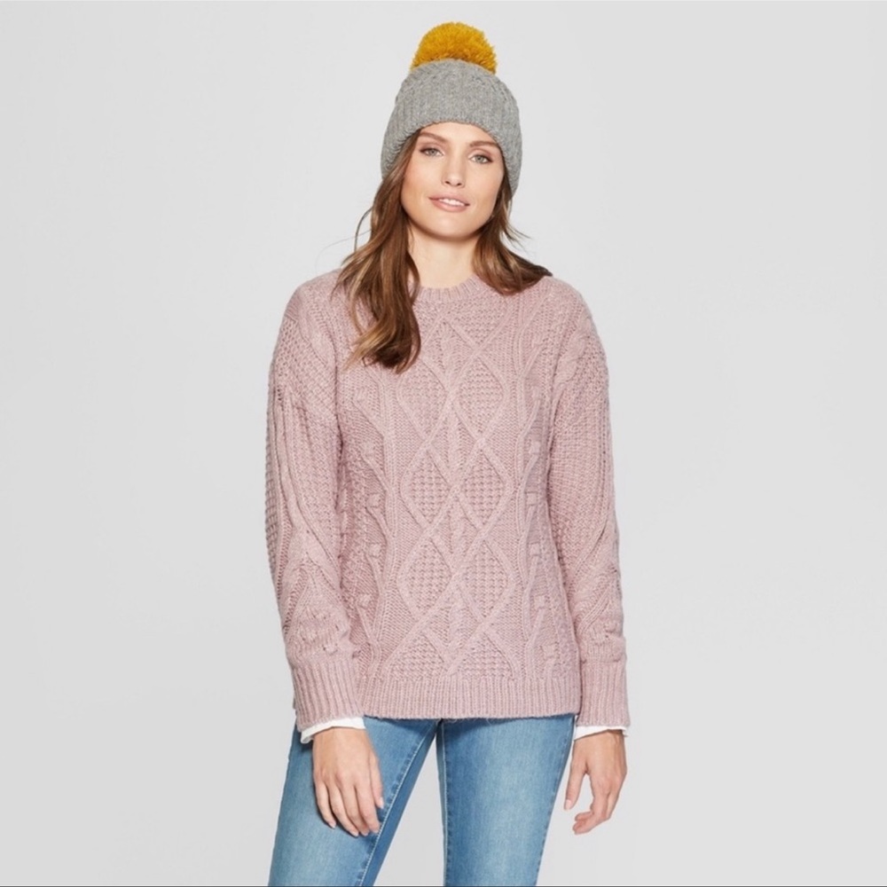 Lilac cable knit sweater